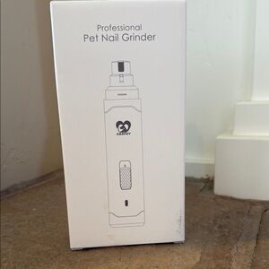 Professional pet nail grinder never been opened or used. Two speed, USB charge